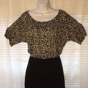 Ann Taylor Leopard Print Short Sleeve Sz S